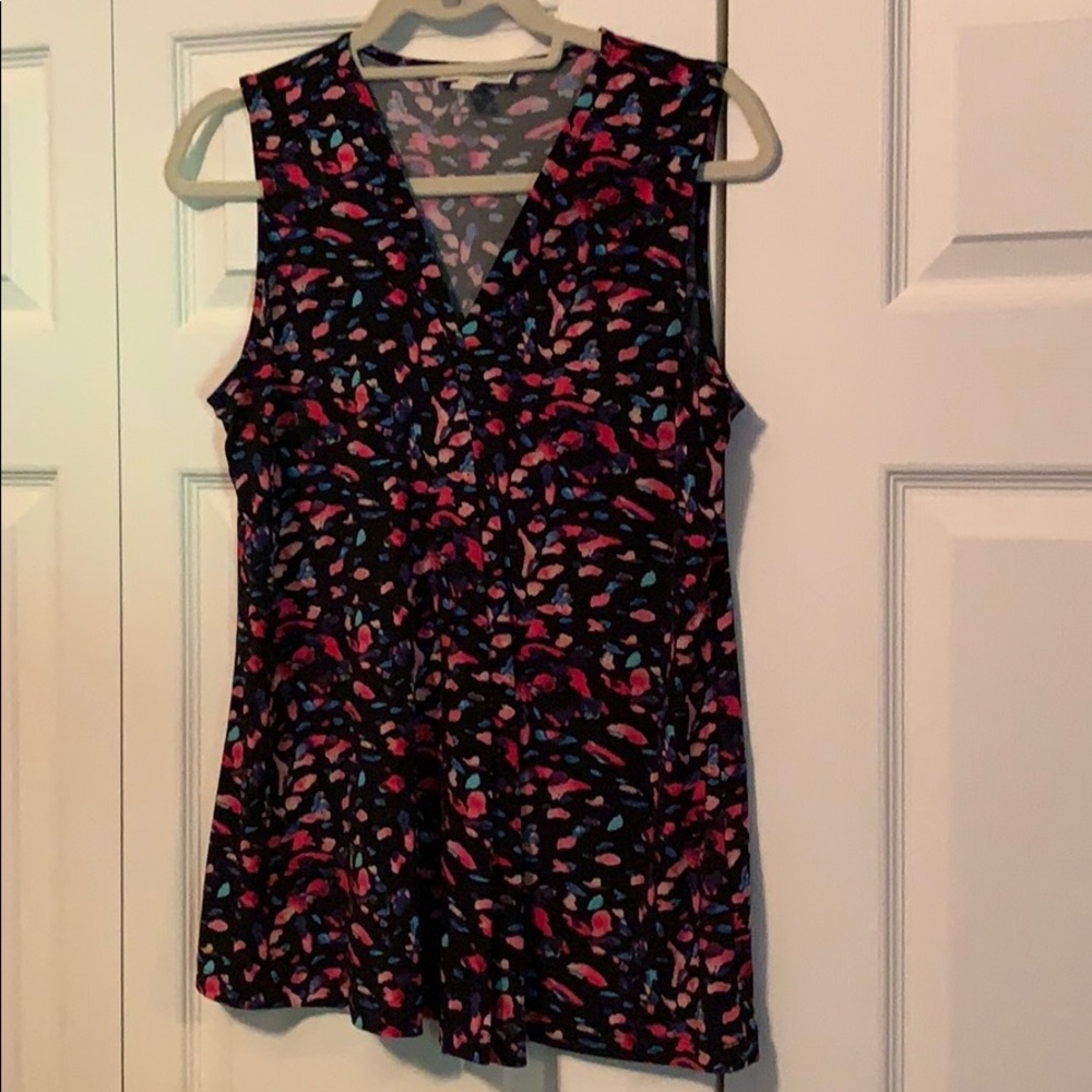 Dana Buchman sleeveless shell